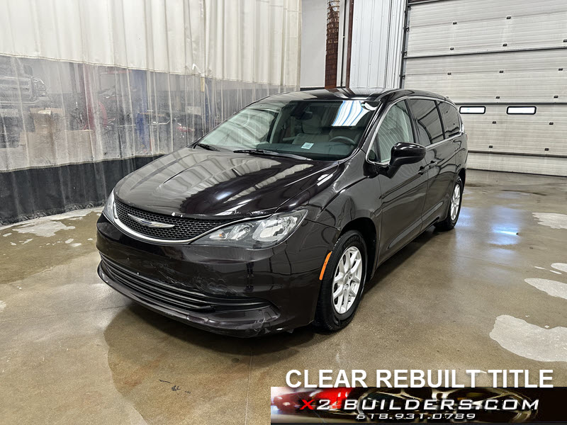 2017 Chrysler Pacifica Touring CLEAR REBUILT TITLE